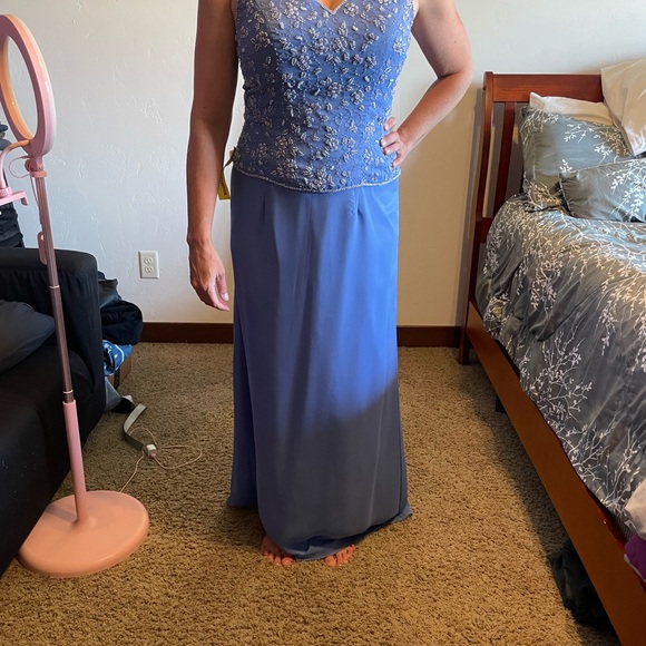 Periwinkle gown with beaded bodice - Picture 15 of 15